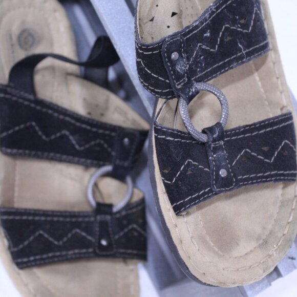 Earth Spirit Black and Beige Sandals - Picture 2 of 8